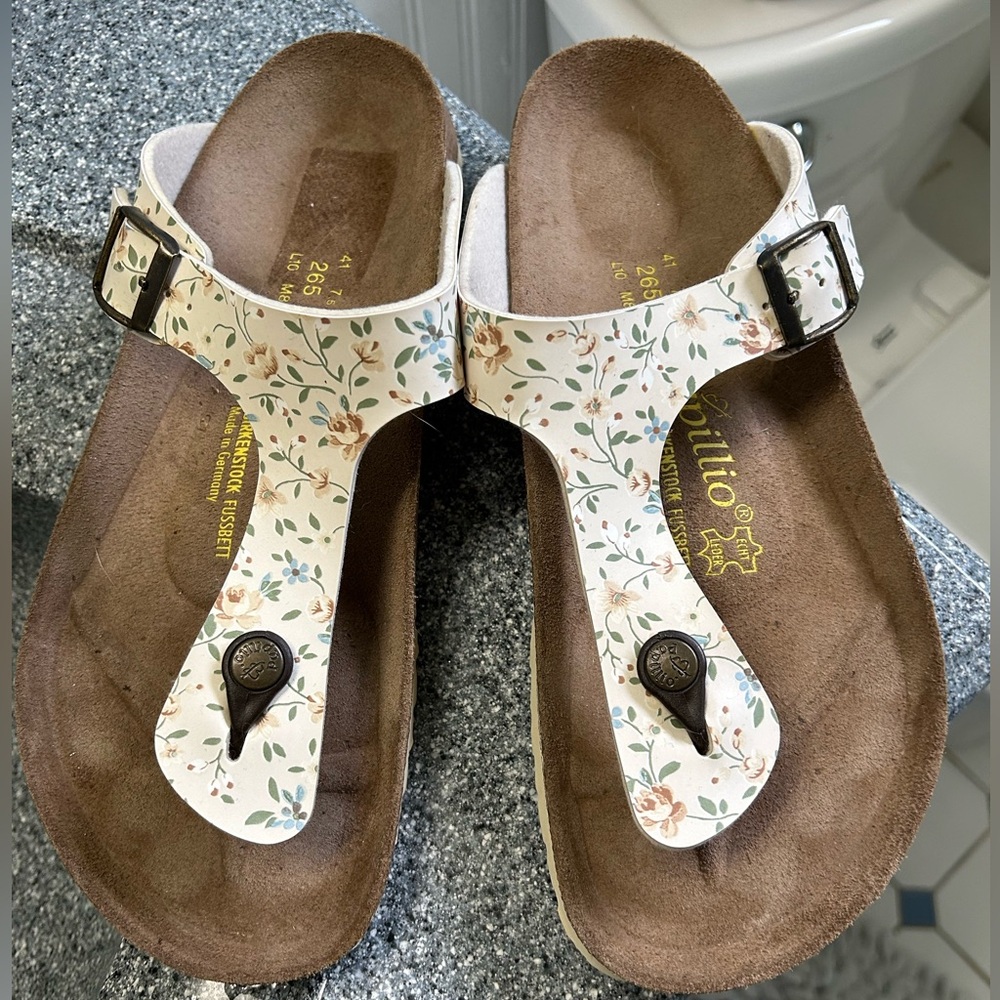 Birkenstock Papillio Gizeh White Floral Sandals NWOT SIZE 41